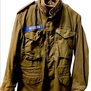 Mens cold weather field coat in army green